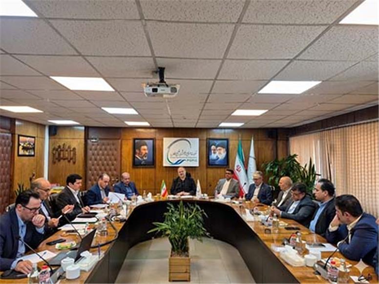 حمله دشمن به هیچ عنوان به مزیت عمده هلدینگ خلیج فارس لطمه نزد/ ارزش بنیادین دارایی‌ها و سود حفظ شد/ نمادهای بورسی گروه صنایع پتروشیمی خلیج‌فارس آماده بازگشایی می‌شوند/ امکان تأمین کامل نیاز بازار داخلی PET فراهم شد/ برنامه افزایش سرمایه فارس تا ۲۰۰ هزار میلیارد تومان