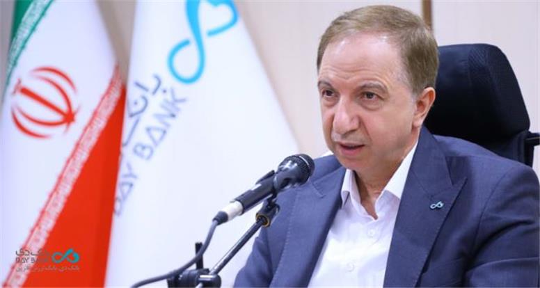 «بانکداری حرفه‌ای»، «مشتری‌مداری» و «رفتار سازمانی» سه رکن رییس موفق بانکی است