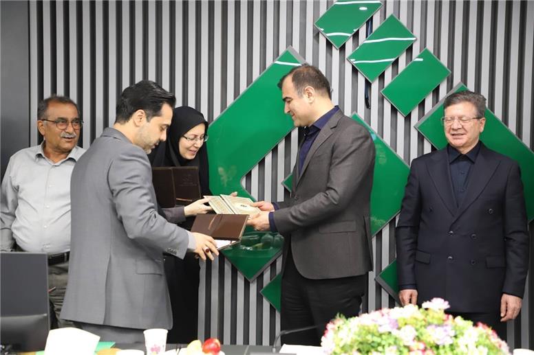 بیمه مرکزی در اداره شرکت‌ها دخالت نمی‌کند اما با اختلال در بازار برخورد خواهد کرد