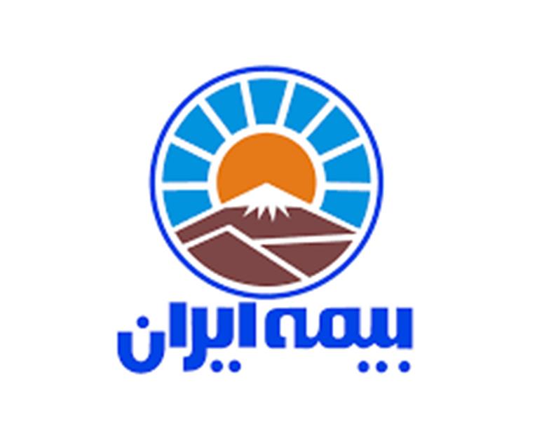 پزشکان بیمه ایران در مسیر خدمت به تشییع‌کنندگان امام شهید