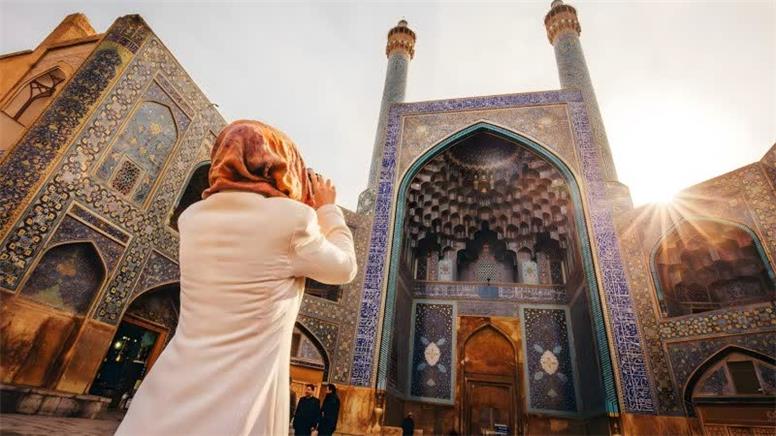 عبور از چالش‌های گردشگری پساچنگ