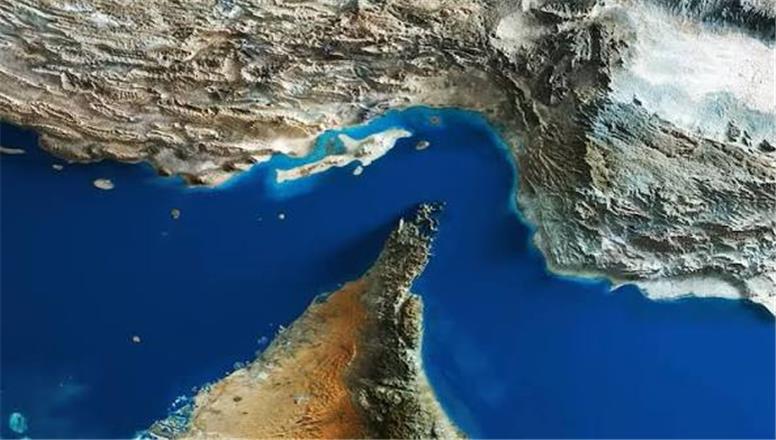 تنگه هرمز؛ نبرد اراده ها  در سایه  جنگ و دیپلماسی
