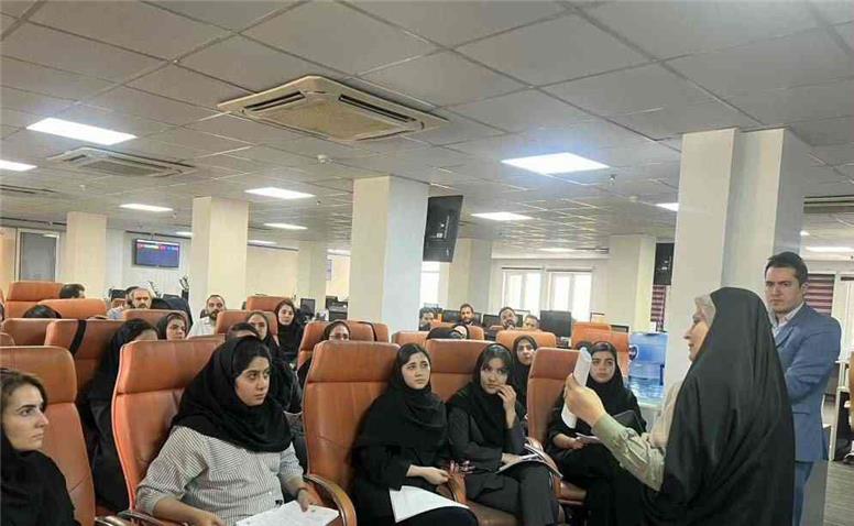 بیمه ایران؛ پای کار خدمت به زائران اربعین حسینی