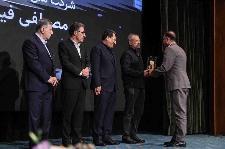 تقدیر رئیس‌جمهور از مدیرعامل شرکت ملی صنایع مس ایران