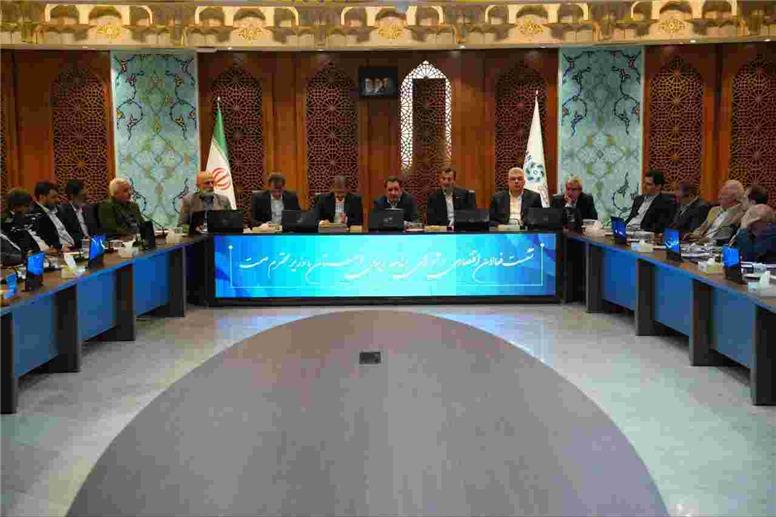 ۴۰۰ همت تسهیلات برای بنگاه‌های کوچک و متوسط اختصاص می‌یابد/ بازگشت واحدهای آسیب دیده پتروشیمی به مدار تولید