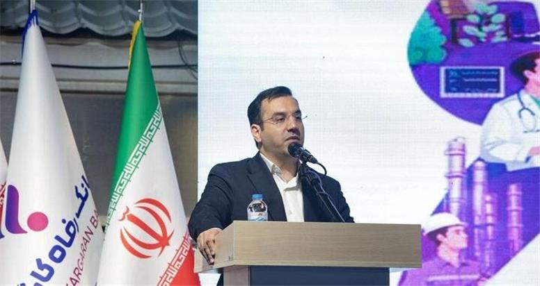 بانک رفاه کارگران پلی میان جامعه کار و تولید و دارنده سرمایه اجتماعی است