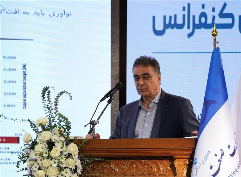 باید با فناوری‌های نوین، عملیات اکتشافی را دگرگون کنیم