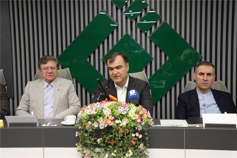 رئیس‌کل بیمه مرکزی: پژوهش‌ها باید از مرحله مطالعه به عرصه عمل در صنعت بیمه برسند