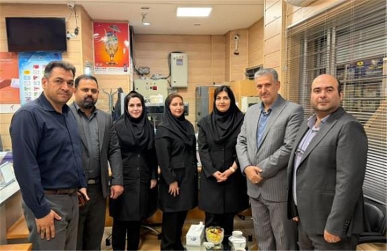 سرپرست مدیریت عامل بانک سرمایه از شعبه برج فرمان بازدید کرد