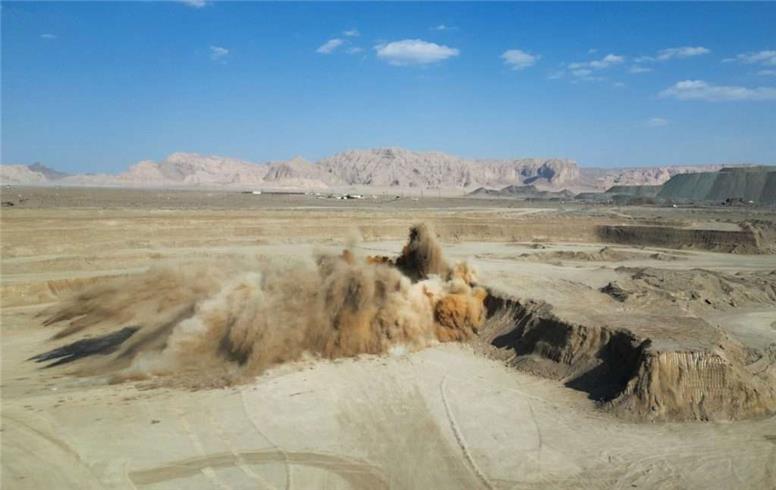 آغاز رسمی آتش‌باری در آنومالی ۱B۱ با ۱۸ میلیون تن ذخیره سنگ‌آهن