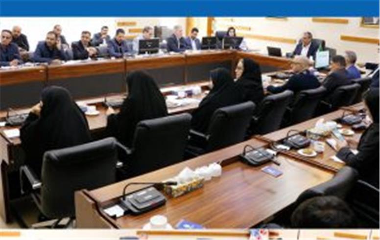 تأکید مدیرعامل بر خدمت‌رسانی جهادی، توسعه پشتیبانی ستاد از شعب و تکریم جامعه سهامداری