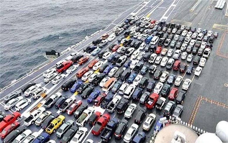 بازنده واردات خودروهای لوکس معیشت مردم است