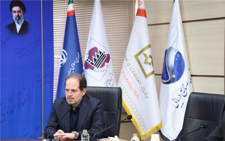 معاون وزیر صمت: بانک صنعت و معدن، ستون اصلی تأمین مالی صنایع کوچک و شهرک‌های صنعتی است