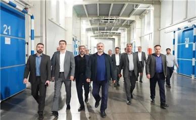 بانک سینا با بهره‌گیری از تمامی ظرفیت‌های مالی و اعتباری خود، حمایت از بخش صنعت را در اولویت قرار داده است